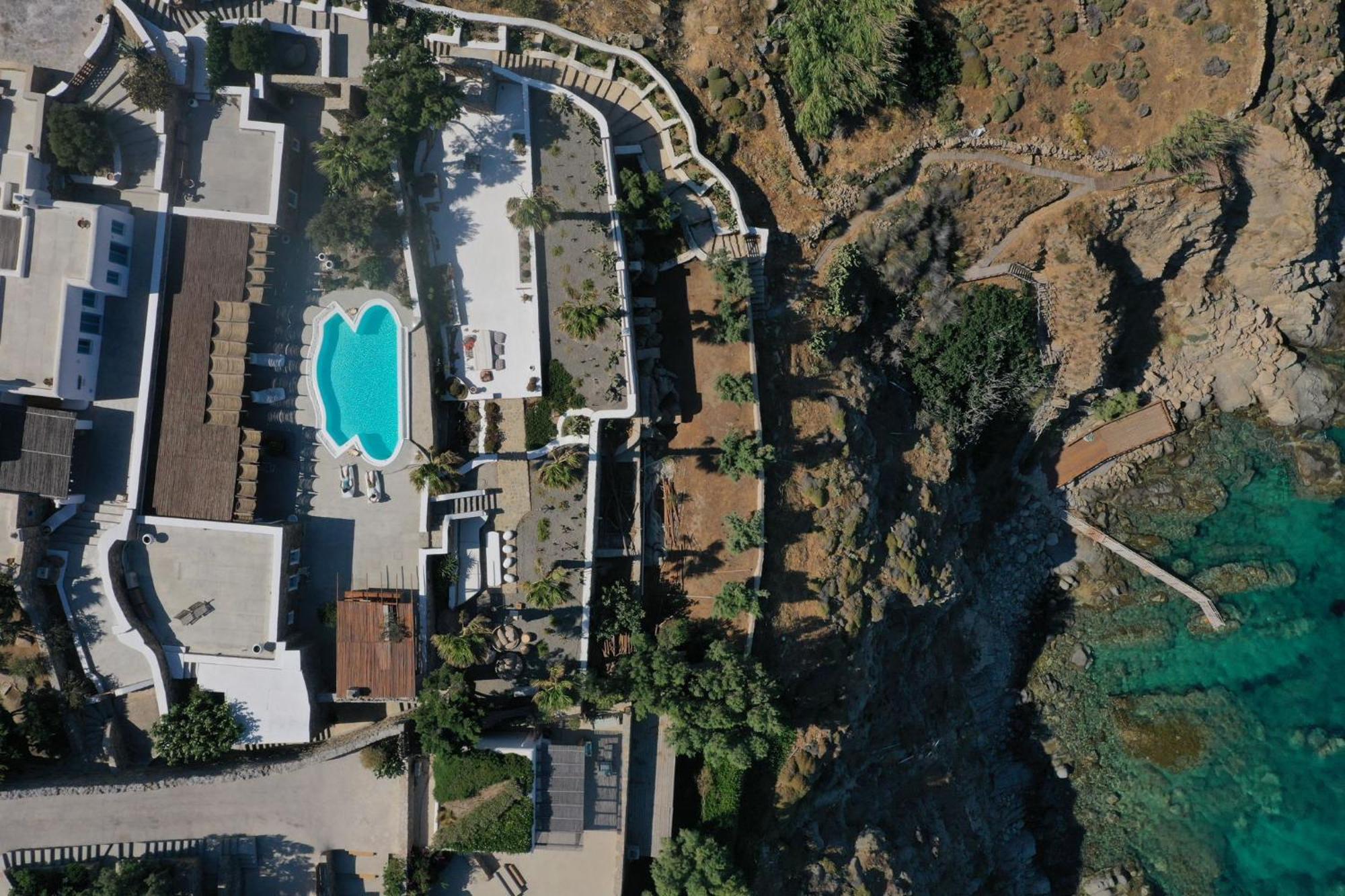 K Villa *